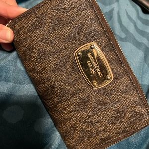 Small Michael Kors wallet